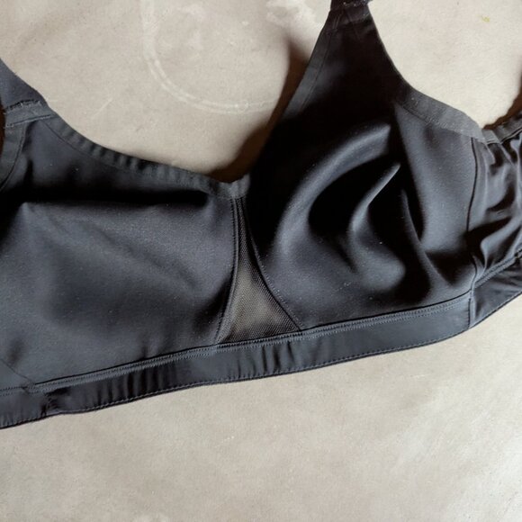 Natori Aria Full Fit Wireless Bra | Black 34DD - Picture 7 of 16